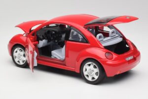 Volkswagen New Beetle Vermelho Bburago 1:18 3342 Metal - imagem 5 de 8