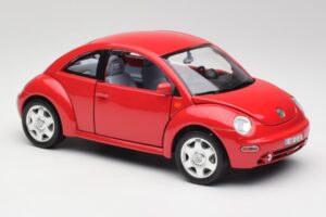 Volkswagen New Beetle Vermelho Bburago 1:18 3342 Metal - imagem 6 de 8