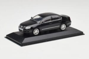 Volkswagen Passat B6 Sedan Shadow Azul Metallic Minichamps 1:43 PASSAT001 Metal - imagem 2 de 3