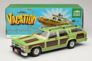 Wagon Queen Family Truckster National Lampoon's Vacation GreenLight 1:18 19013 Metal - imagem 6 de 6
