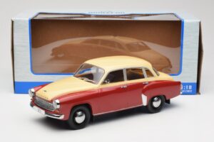 Wartburg 311 Dark Red Beige MCG 1:18 MCG18299 Metal - imagem 6 de 6