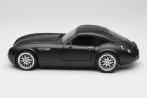 Wiesmann GT MF Matte Black Revell 1:18 WIESMANN002 Metal - imagem 4 de 8