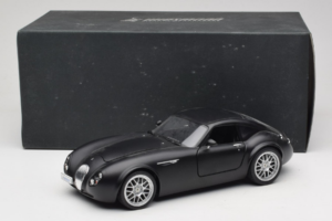 Wiesmann GT MF Matte Black Revell 1:18 WIESMANN002 Metal - imagem 8 de 8