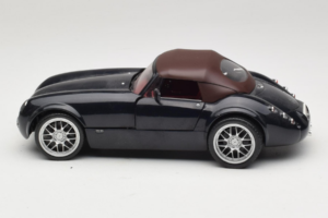 Wiesmann Roadster MF Carbon Black Revell 1:18 WIESMANN001 Metal - imagem 5 de 9