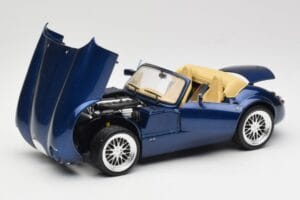Wiesmann Roadster MF3 Azul Revell 1:18 08861 Metal - imagem 2 de 8