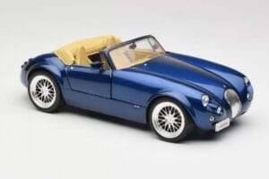 Wiesmann Roadster MF3 Azul Revell 1:18 08861 Metal - imagem 6 de 8