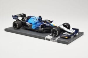 Williams Racing Mercedes FW43B #63 G. Russell Saudi Arabian GP 2021 Minichamps 1:18 117212263 Metal - imagem 4 de 6