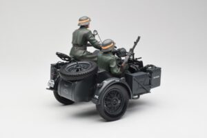 Zundapp KS 750 Sidecar Walkure Schuco 1:10 450651900 Metal - imagem 3 de 7