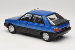 Renault 11 TXE Blue Metallic MCG 1:18 MCG18591 Metal - imagem 5 de 6