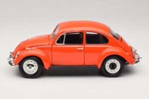 Volkswagen Beetle Laranja Gremlins Movie Greenlight 1:18 12985 Metal - imagem 4 de 8