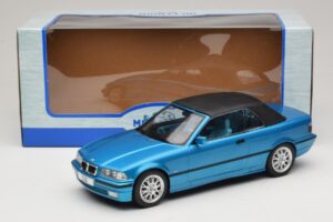 BMW 3 Series E36 Descapotável Azul Metalizado MCG 1:18 MCG18319 Metal - imagem 7 de 7