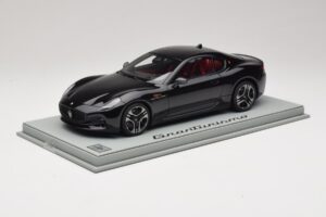Maserati GranTurismo Trofeo Nero Assoluto BBR 1:18 P18240CMAS Resina - imagem 2 de 7