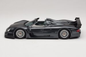 Mercedes AMG CLK GTR Roadster Cinzento GT Spirit 1:18 GT960 Resina - imagem 3 de 6