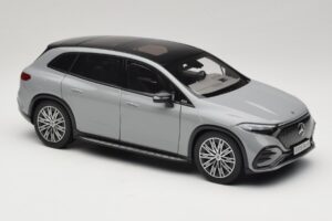Mercedes EQS SUV X296 Manufaktur Alpine Grey NZG 1:18 B66960591 Metal - imagem 6 de 8
