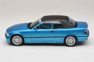 BMW 3 Series E36 Descapotável Azul Metalizado MCG 1:18 MCG18319 Metal - imagem 4 de 7