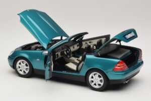Mercedes SLK R170 Vivianite Green Norev 1:18 183021 Metal - imagem 7 de 10