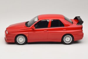Alfa Romeo 155 GTA Stradale Alfa Red Otto 1:18 OT1132 Resina - imagem 3 de 6