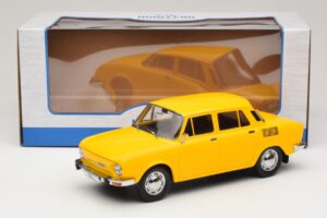 Skoda 100 L Amarelo MCG 1:18 MCG18781 Metal - imagem 6 de 6