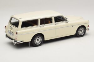 Volvo Amazon Carrinha Pearl White Norev 1:18 188750 Metal - imagem 2 de 6