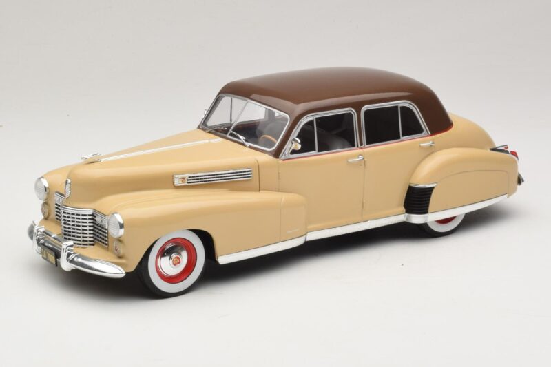 Cadillac Fleetwood Series 60 Special Bege MCG 1:18 MCG18656 Metal
