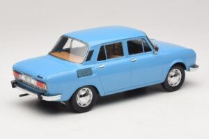 Skoda 100 LS Azul Claro MCG 1:18 MCG18782 Metal - imagem 2 de 6
