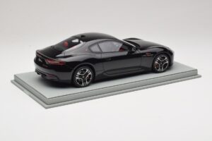 Maserati GranTurismo Trofeo Nero Assoluto BBR 1:18 P18240CMAS Resina - imagem 3 de 7