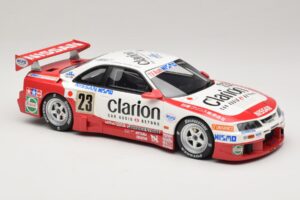 Nissan Skyline GT-R R33 LM GT1 #23 K. Hoshino / M. Hasemi / T. Suzuki Clarion Team NISMO 24 Hours of Le Mans 1996 Otto 1:18 O - imagem 4 de 6