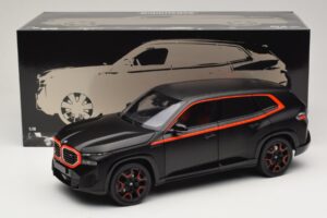 BMW XM G09 Matt Black Minichamps 1:18 110023301 Metal - imagem 8 de 8