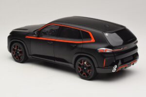 BMW XM G09 Matt Black Minichamps 1:18 110023301 Metal - imagem 7 de 8