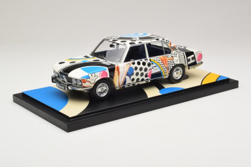 BMW 2500 E3 New Horizon Minichamps 1:18 155029204 Resina