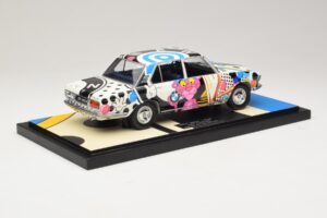 BMW 2500 E3 New Horizon Minichamps 1:18 155029204 Resina - imagem 2 de 6