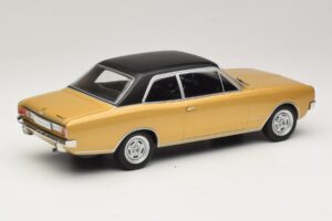 Opel Commodore A Bege MCG 1:18 MCG18559 Metal - imagem 2 de 6