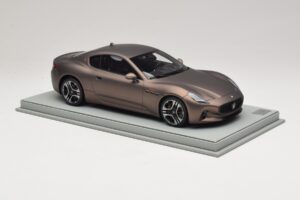 Maserati GranTurismo Trofeo Rame Folgore BBR 1:18 P18240AMAS Resina - imagem 4 de 7