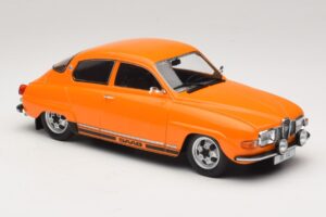 Saab 96 V4 Laranja MCG 1:18 MCG18654 Metal - imagem 4 de 6