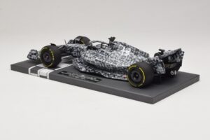 Alfa Romeo Orlen C42 V. Bottas Testing Barcelona 2022 Minichamps 1:18 117229977 Resina - imagem 5 de 7