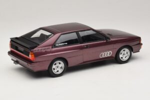 Audi Quattro Purple Metallic Minichamps 1:18 155016125 Metal - imagem 2 de 6