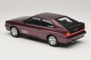 Audi Quattro Purple Metallic Minichamps 1:18 155016125 Metal - imagem 5 de 6