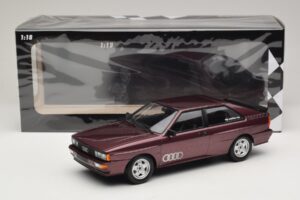 Audi Quattro Purple Metallic Minichamps 1:18 155016125 Metal - imagem 6 de 6