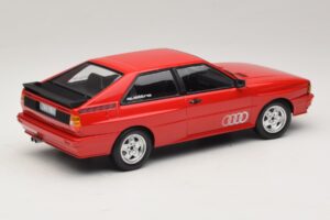 Audi Quattro Vermelho Edição de Concessionário Minichamps 1:18 A5-5893 Metal - imagem 2 de 6