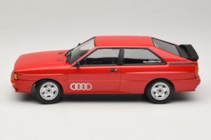 Audi Quattro Vermelho Edição de Concessionário Minichamps 1:18 A5-5893 Metal - imagem 3 de 6