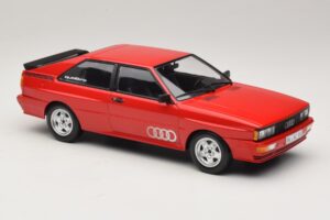 Audi Quattro Vermelho Edição de Concessionário Minichamps 1:18 A5-5893 Metal - imagem 4 de 6
