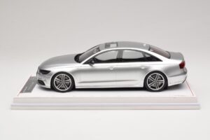 Audi S6 C7 Florett Silver Metallic IVY Merit 1:18 REMC038 Resina