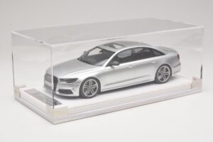 Audi S6 C7 Florett Silver Metallic IVY Merit 1:18 REMC038 Resina - imagem 6 de 7
