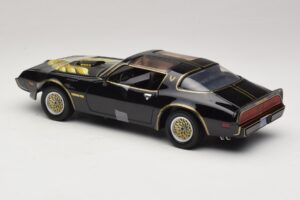 Pontiac Firebird Trans Am Kill Bill Movie Greenlight 1:18 12951 Metal - imagem 5 de 6