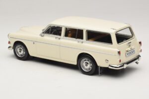Volvo Amazon Carrinha Pearl White Norev 1:18 188750 Metal - imagem 5 de 6