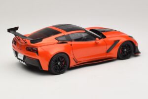 Chevrolet Corvette C7 ZR1 Vermelho IXO 1:18 U18RDC001-FO Metal - imagem 3 de 8