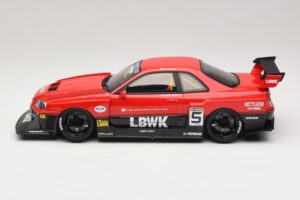 Nissan Skyline ER34 LB Super Silhouette Active Red GT Spirit 1:18 GT570 Resina - imagem 3 de 6