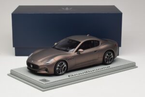 Maserati GranTurismo Trofeo Rame Folgore BBR 1:18 P18240AMAS Resina - imagem 7 de 7