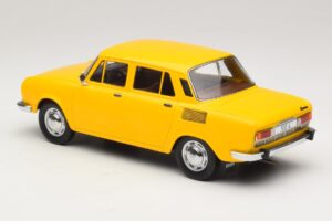 Skoda 100 L Amarelo MCG 1:18 MCG18781 Metal - imagem 5 de 6