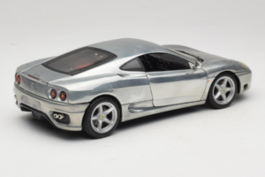 Ferrari 360 Modena Prateado Cromado Hot Wheels 1:18 27774 Metal - imagem 3 de 8